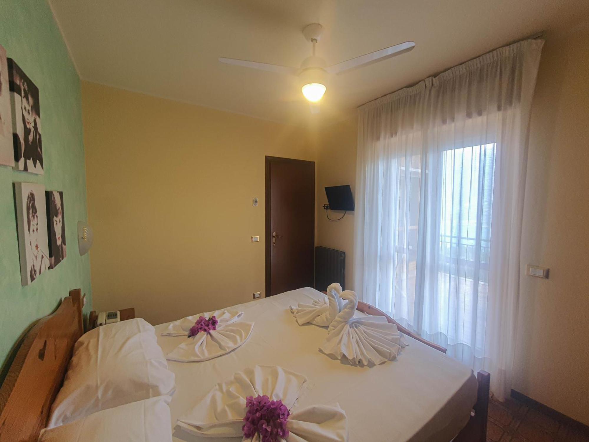 Residence Hotel Maxi 리몬네술가르다 객실 사진