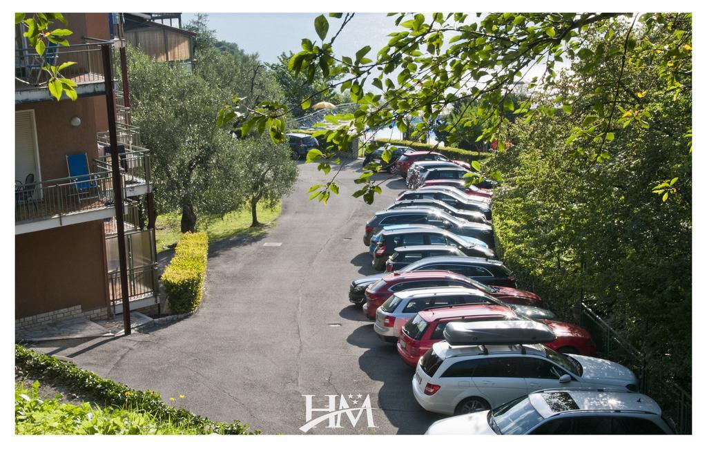 Residence Hotel Maxi 리몬네술가르다 외부 사진